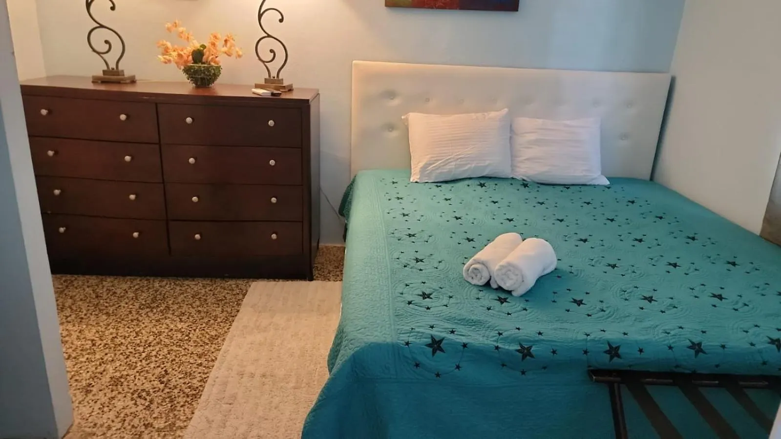 Apartment Large Space Close To Ferry With Ocean View, Unit 6 Catano