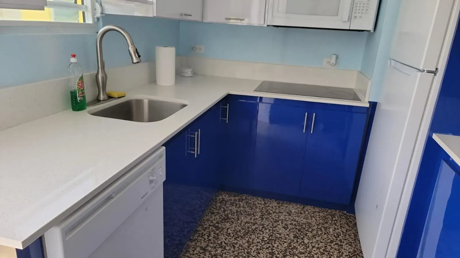 Large Space Close To Ferry With Ocean View, Unit 6 Catano 0*,