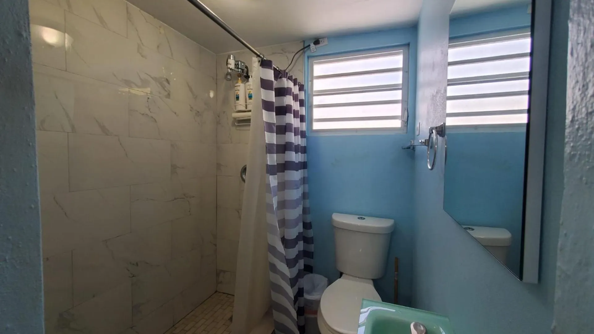 Apartment Large Space Close To Ferry With Ocean View, Unit 6 Catano